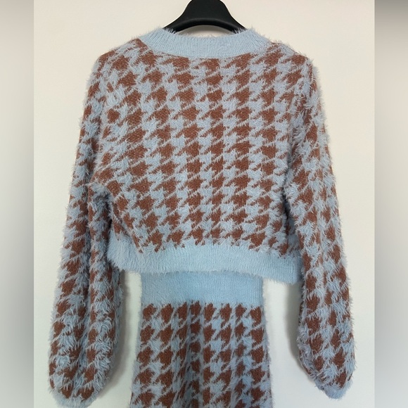 💖2 for 30$ 💖 Houndstooth cardigan and body con sweater set​​ - Picture 3 of 14